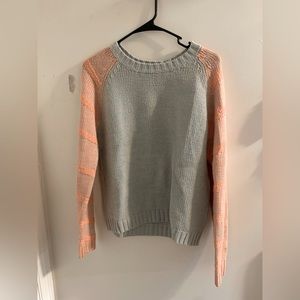 Women’s size M pullover sweater